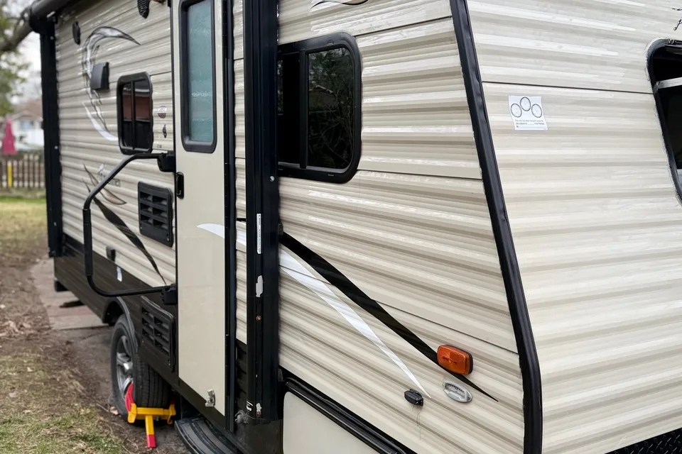 Wen's Coachmen Clipper Travel Trailer