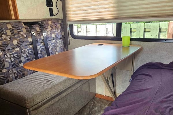 Sunny's Adventurer 23 Class C
