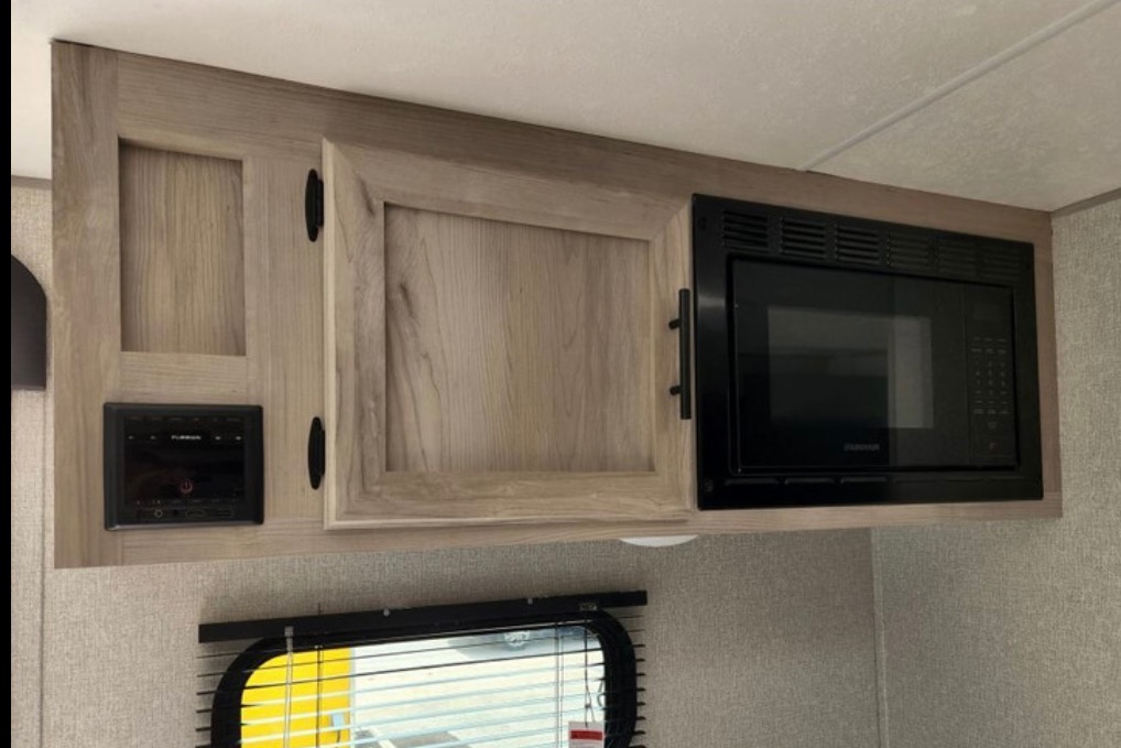 Jeff's 2023 Sportsmen 191BHK Travel Trailer