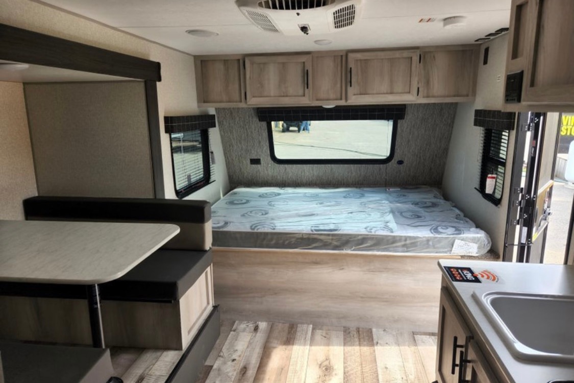 Jeff's 2023 Sportsmen 191BHK Travel Trailer