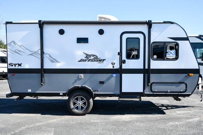 David's 2022 Jayco 17ft Bunkhouse
