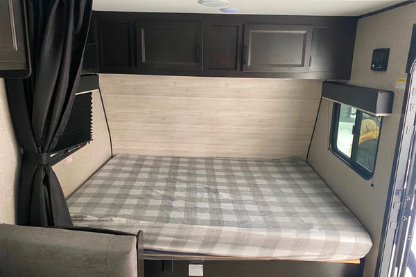 David's 2022 Jayco 17ft Bunkhouse