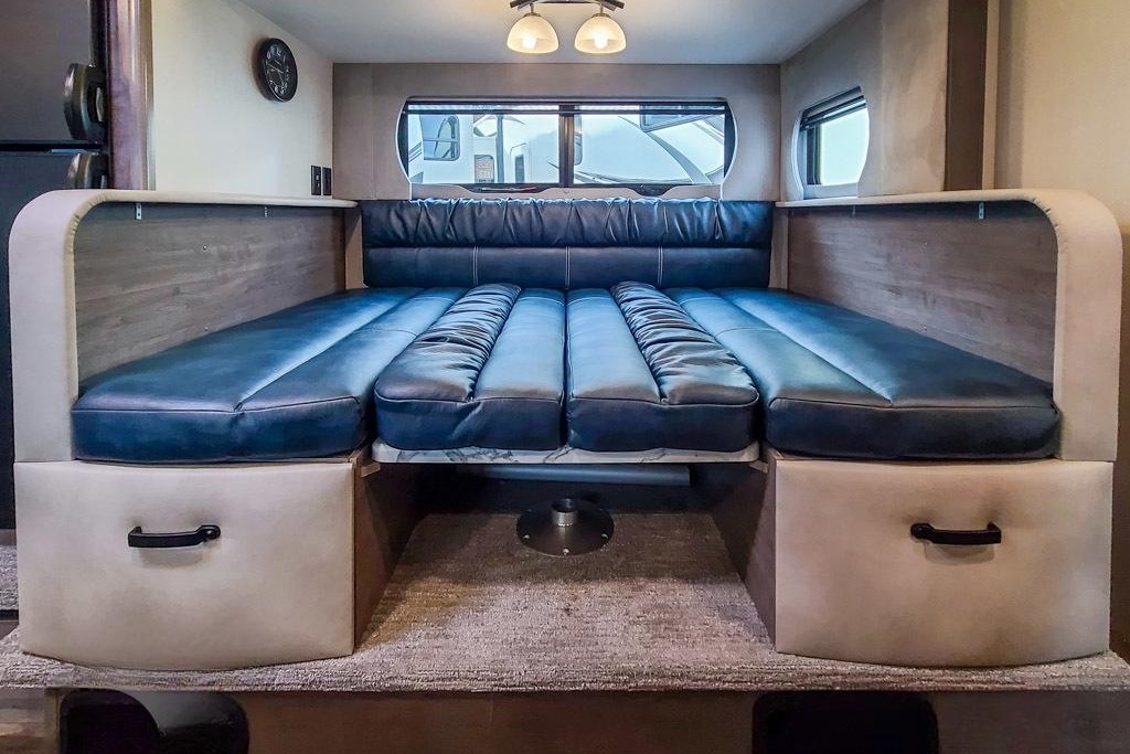 4 seasons - Family Travel Trailer 2021(Pet Friendly)