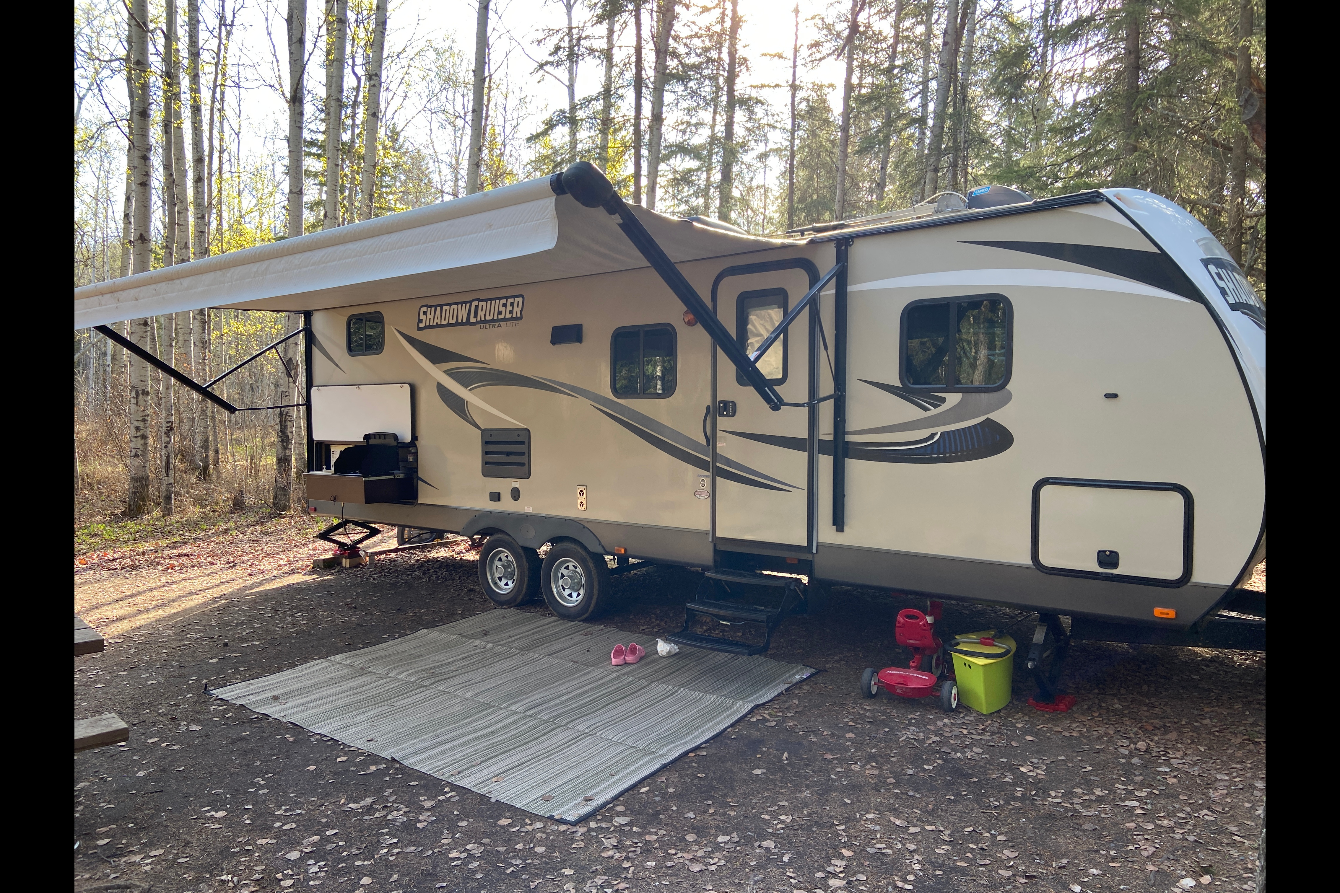 Rent our Cruiser RV S279DBS Travel Trailer!