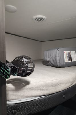 Frosty Dinghy's 2026 Jayco SLX Flight Travel Trailer