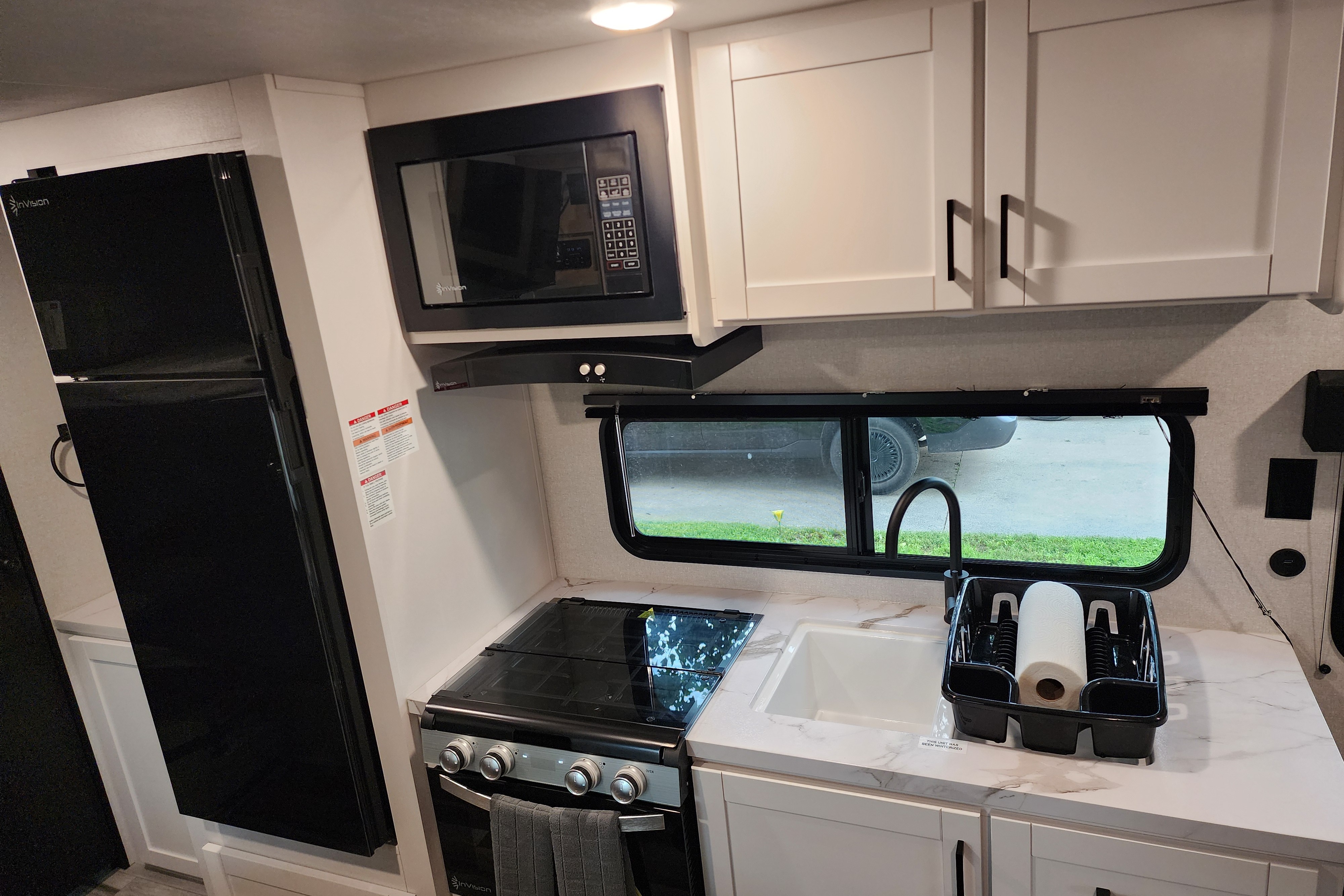 Frosty Dinghy's 2026 Jayco SLX Flight Travel Trailer