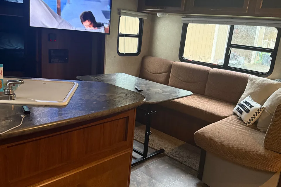 Laura's cozy Keystone Cougar Travel Trailer