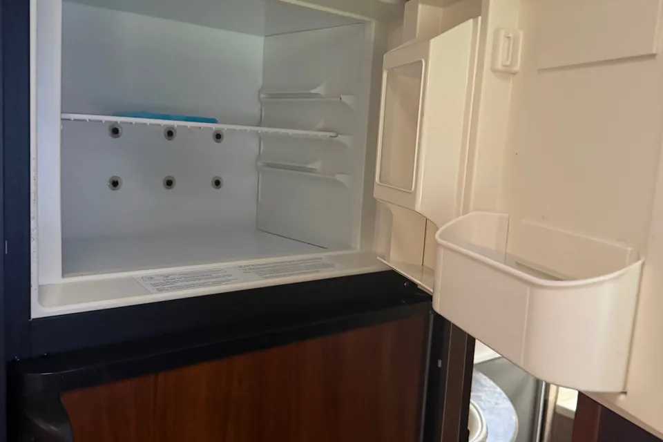 Laura's cozy Keystone Cougar Travel Trailer