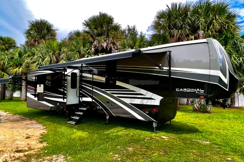 2022 Forest River Cardinal 390FBX (delivery only)