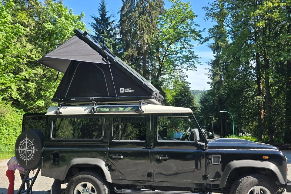 Land Rover Defender 110 Puma Campervan