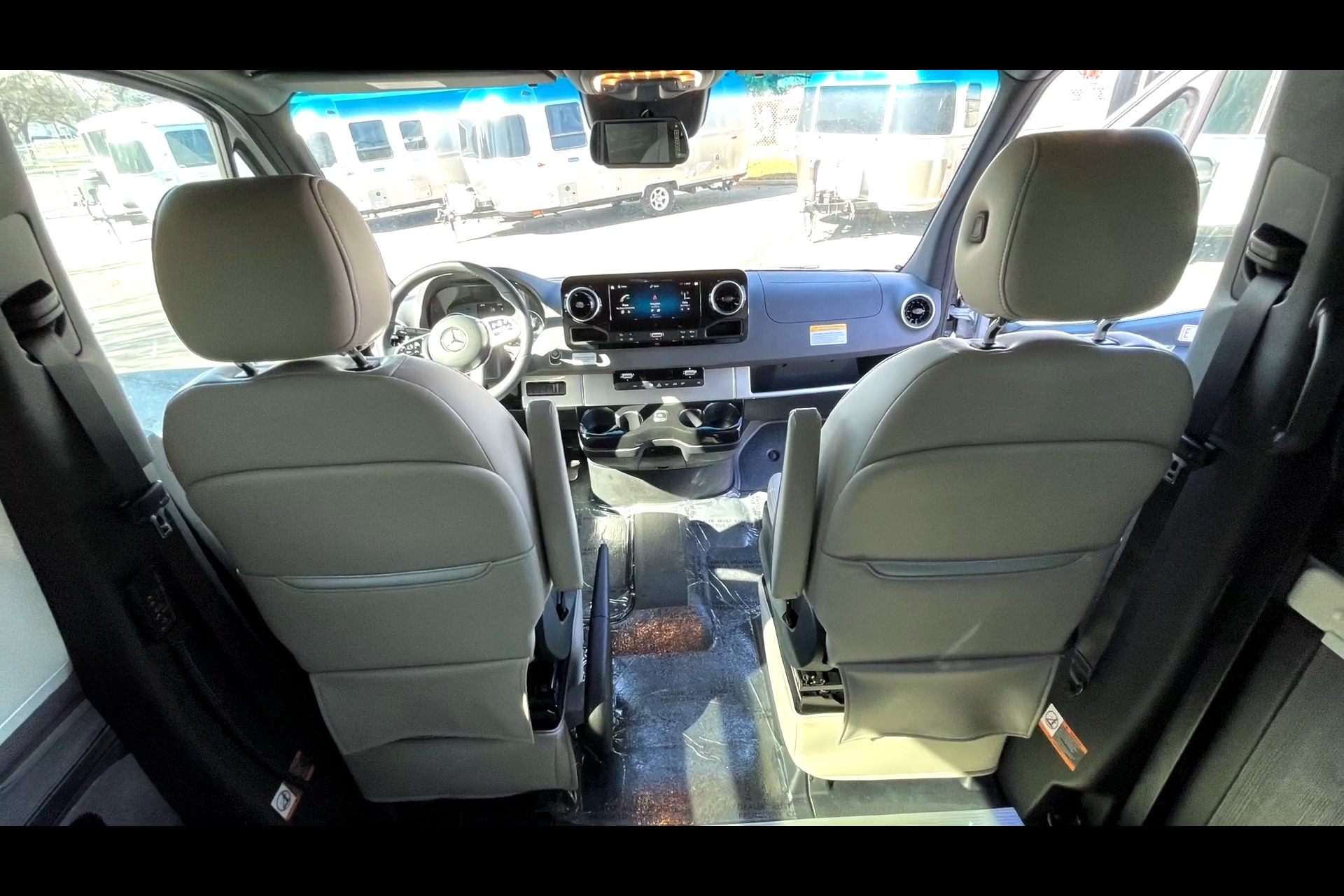 birender's Airstream Airstream Interstate 24GT Class B