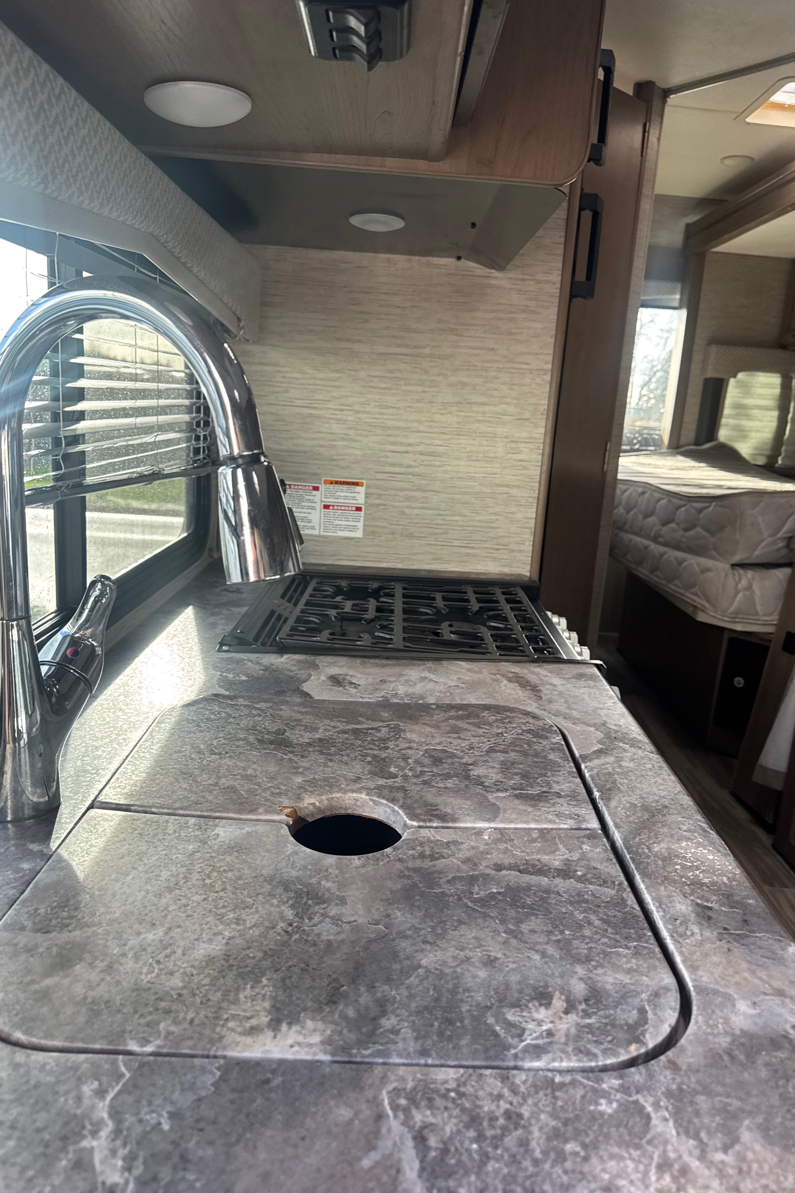 Mohammed's Thor Motor Coach Four winds Class C