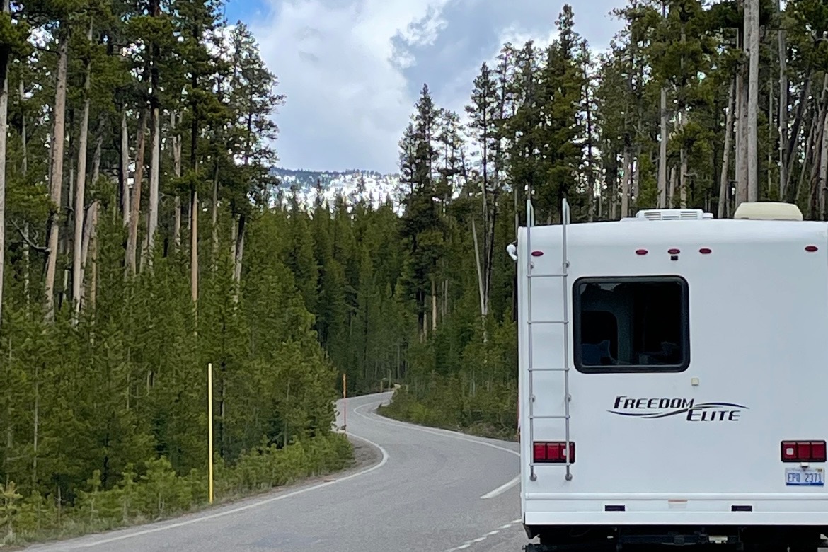 Fully loaded Thor Motor Coach Freedom Elite Class C