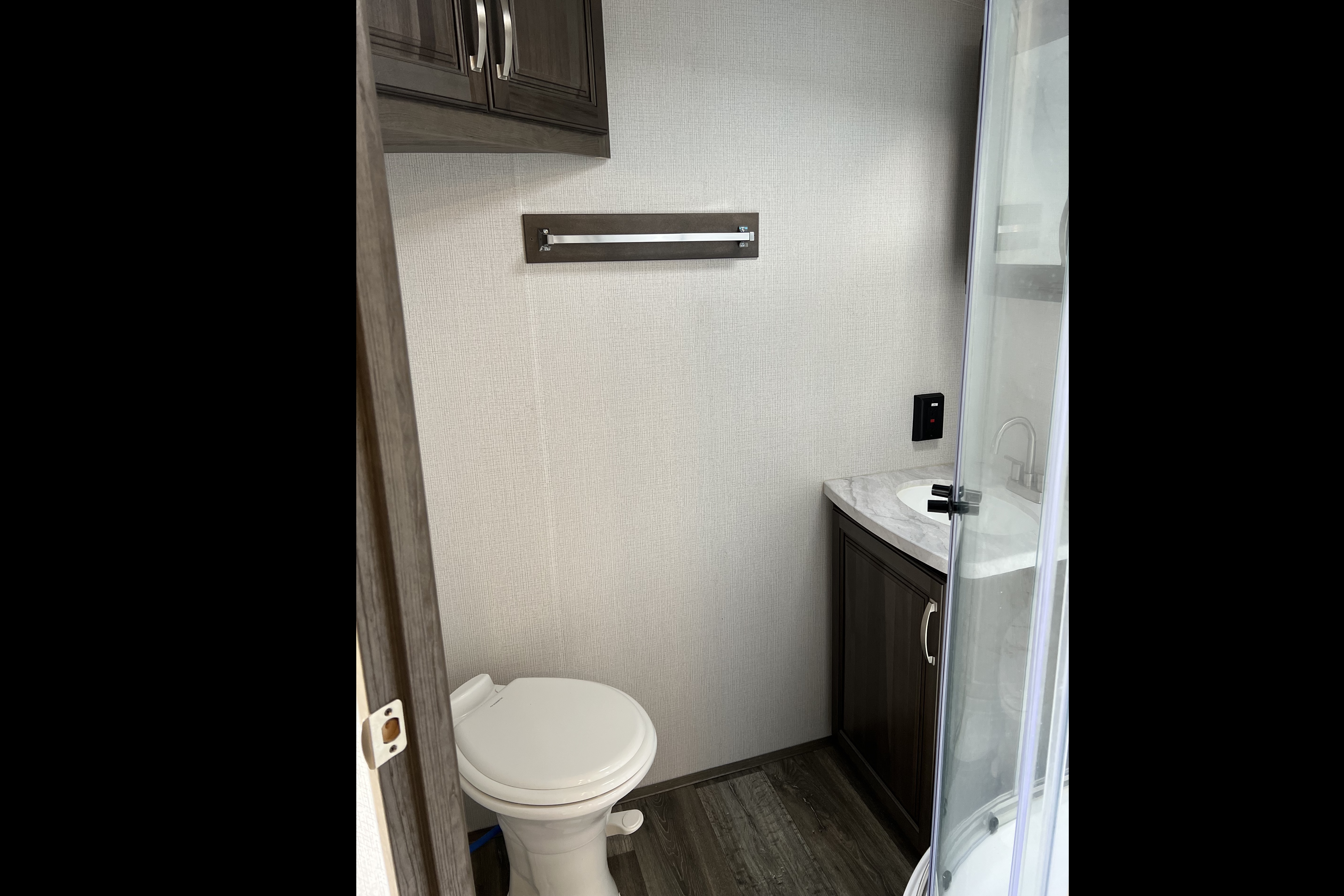 vernon's Keystone Cougar 26RBS Travel Trailer