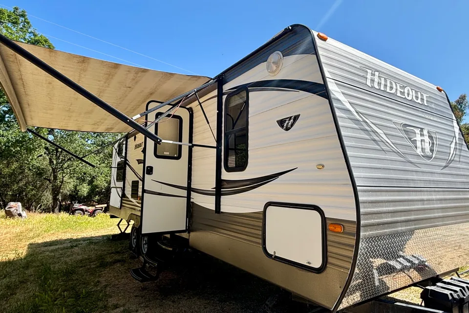 Jessica's Keystone Hideout Travel Trailer
