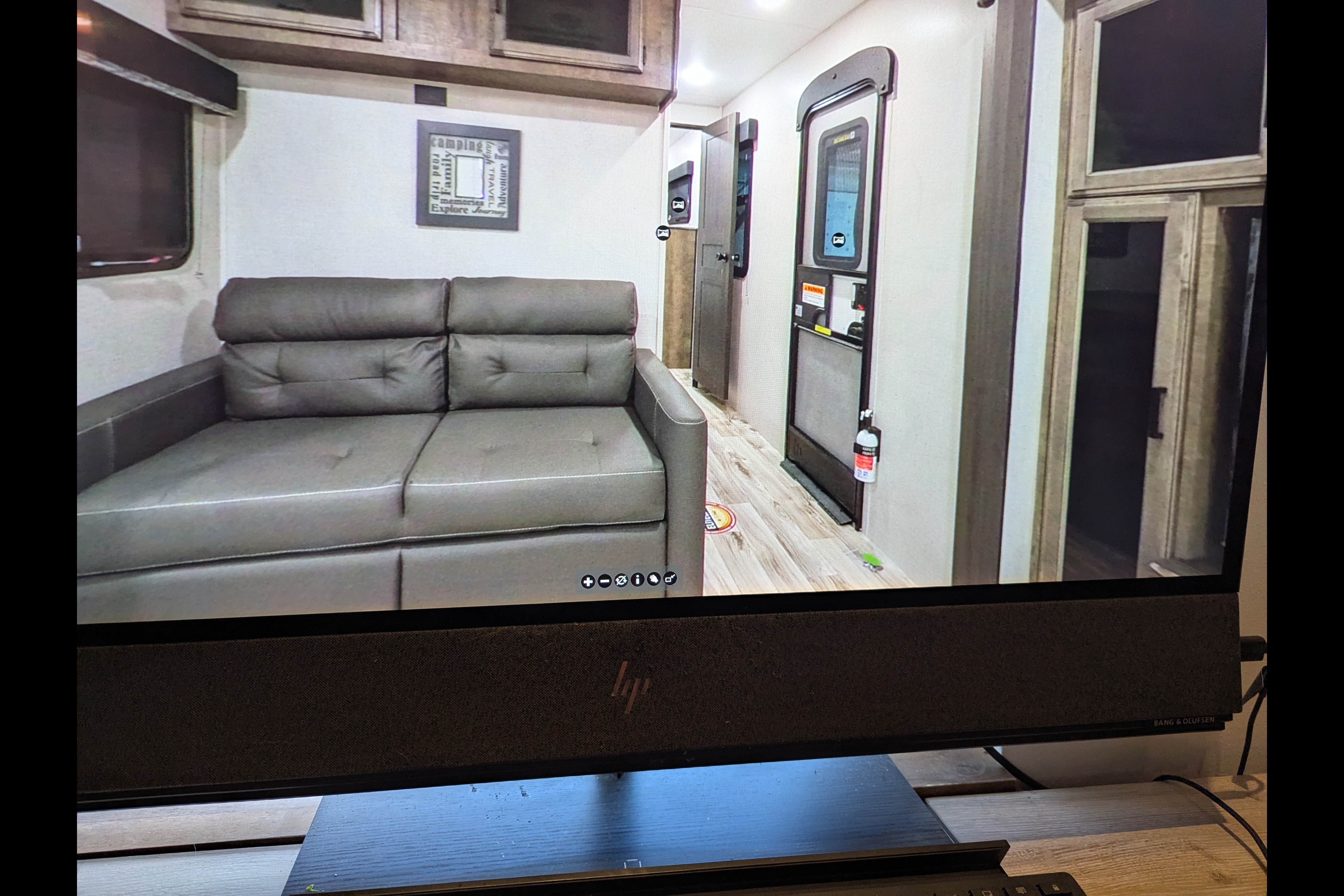 Sandra's Venture RV SportsTrek Travel Trailer