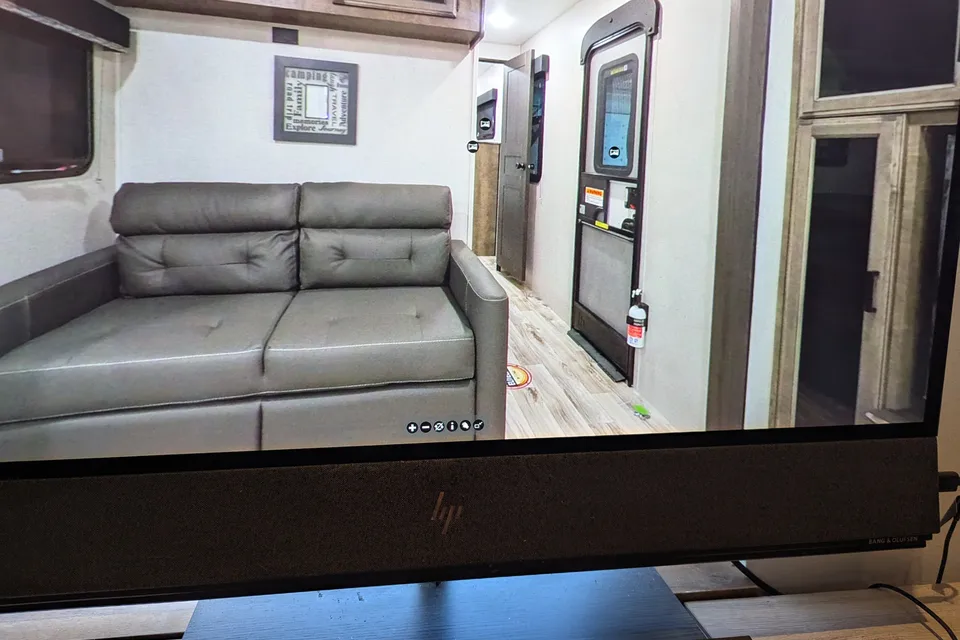 Sandra's Venture RV SportsTrek Travel Trailer