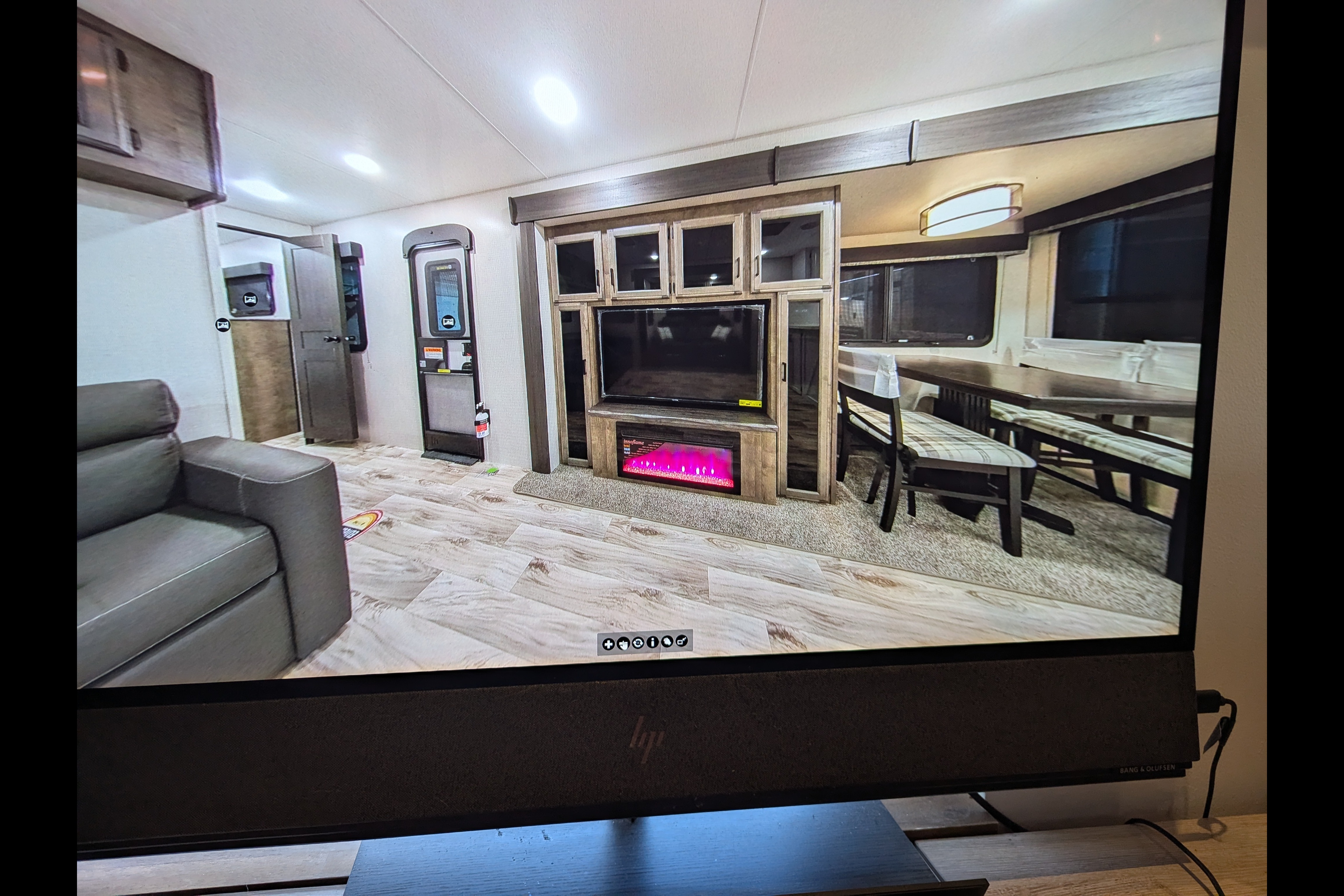 Sandra's Venture RV SportsTrek Travel Trailer