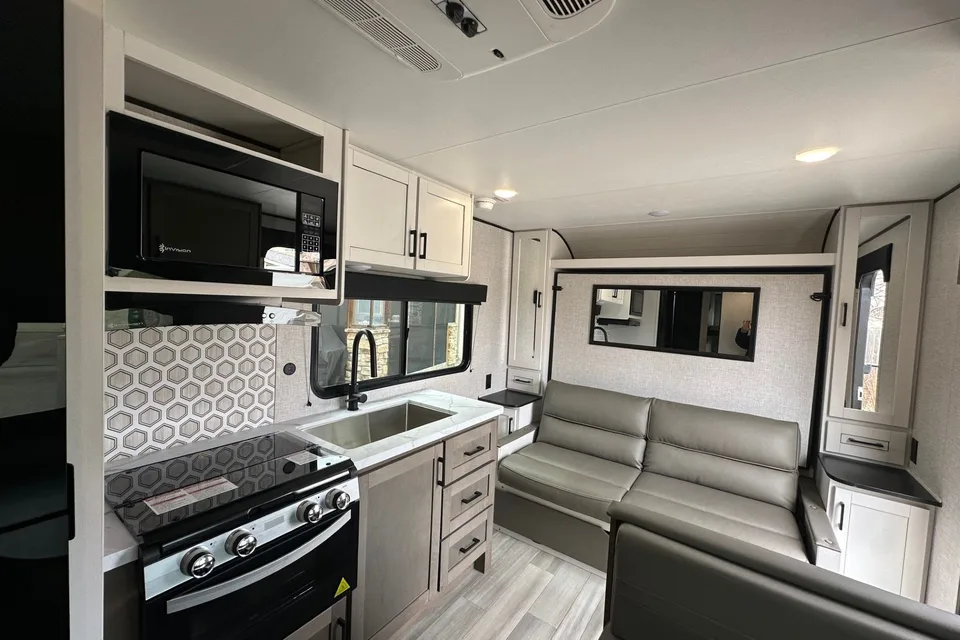 Lisa's Highland Ridge RV Open Range Travel Trailer 20MB