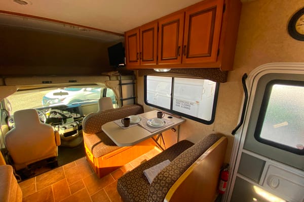 RV4RENT Cutaway Stress of Vacationing