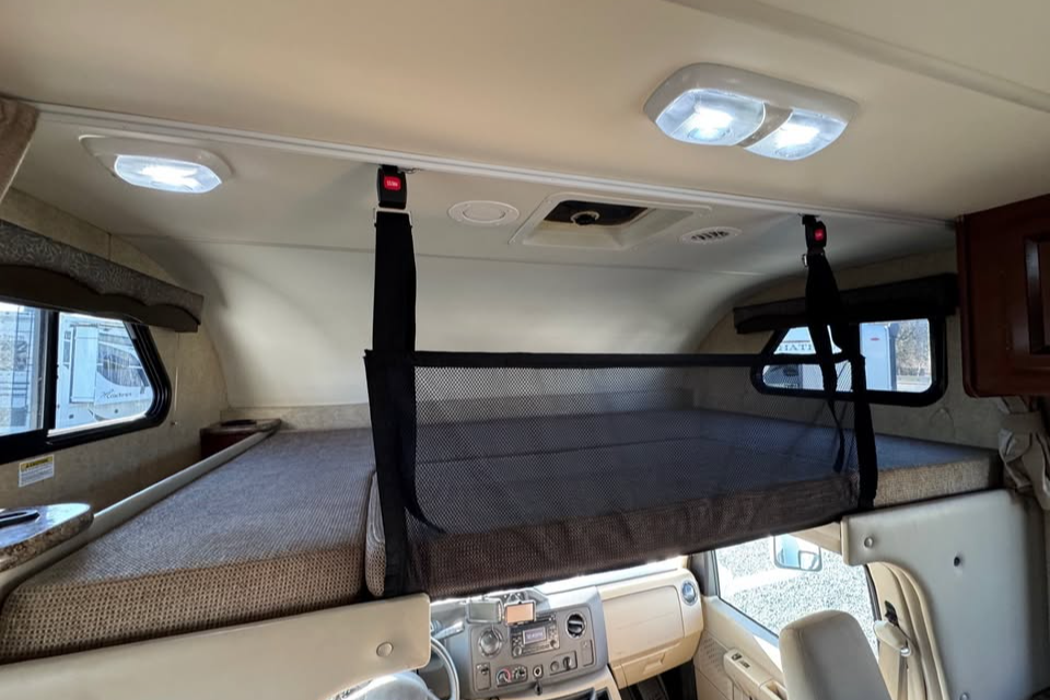 EMU’s EXCITING 28’ FOUR WINDZ