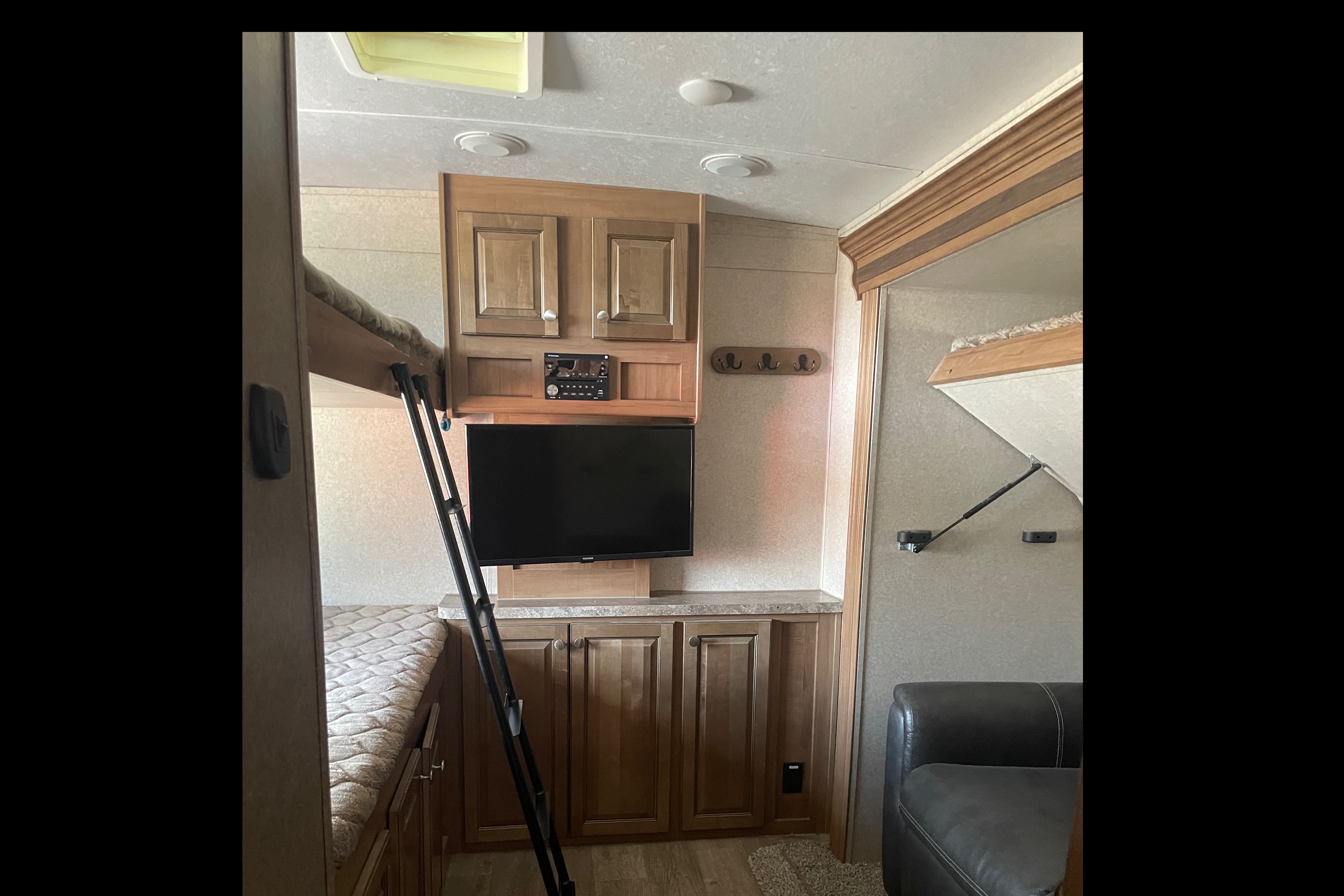 Let’s go Camping ! With our 2019 Forest River Rockwood 8311WS Travel Trailer