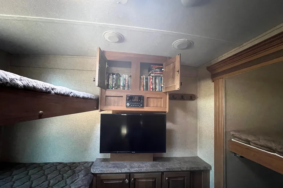 Let’s go Camping ! With our 2019 Forest River Rockwood 8311WS Travel Trailer