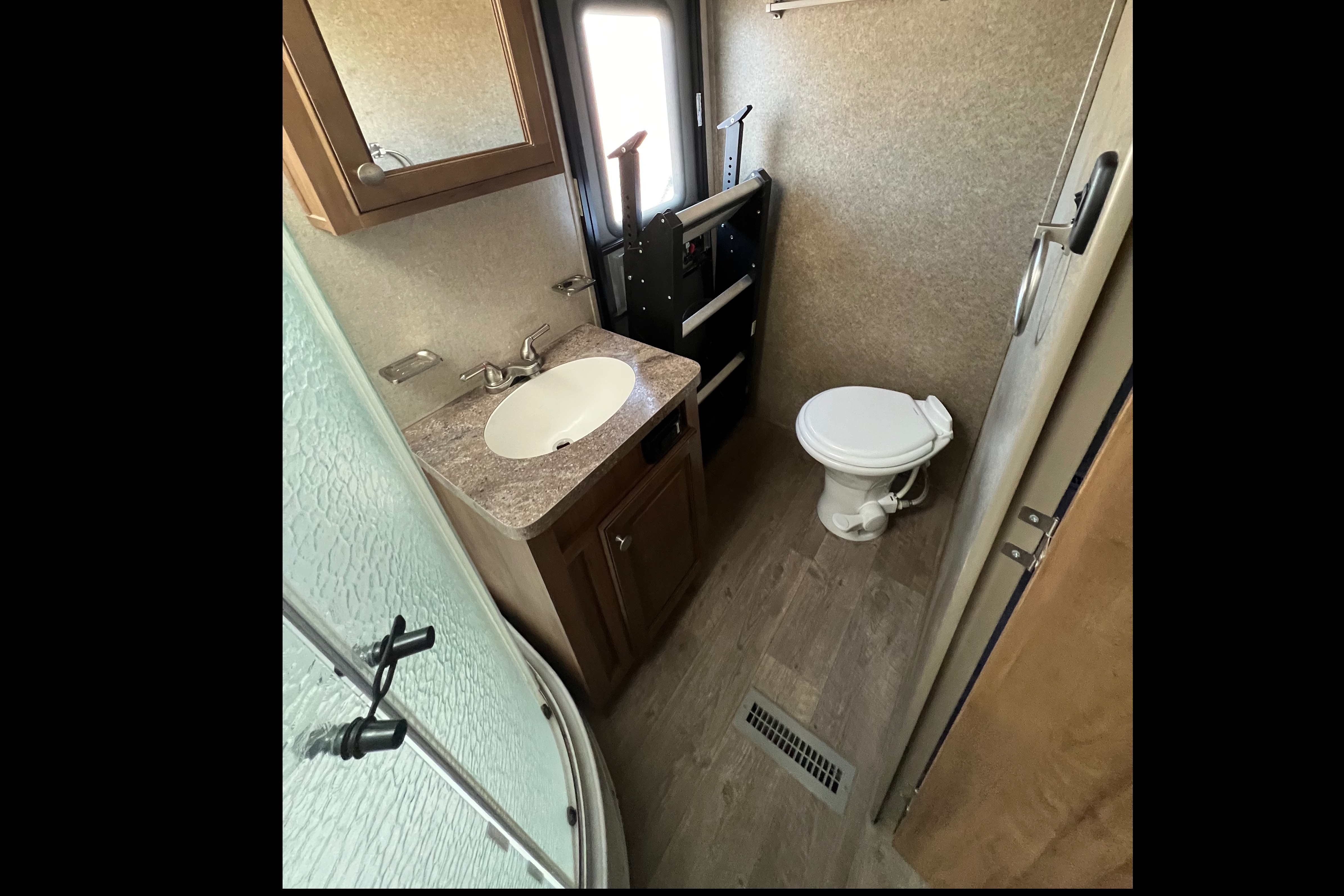 Let’s go Camping ! With our 2019 Forest River Rockwood 8311WS Travel Trailer