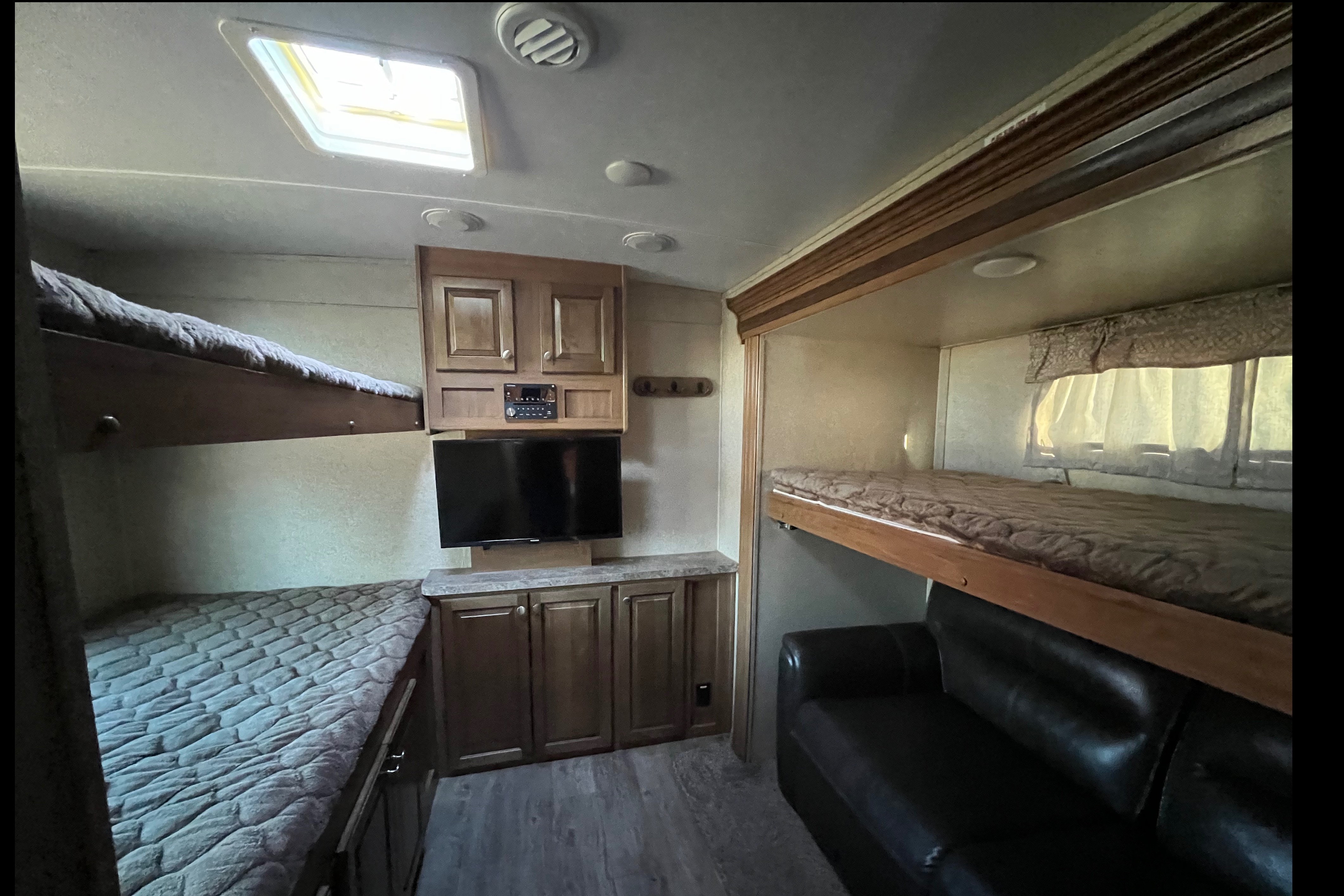 Let’s go Camping ! With our 2019 Forest River Rockwood 8311WS Travel Trailer