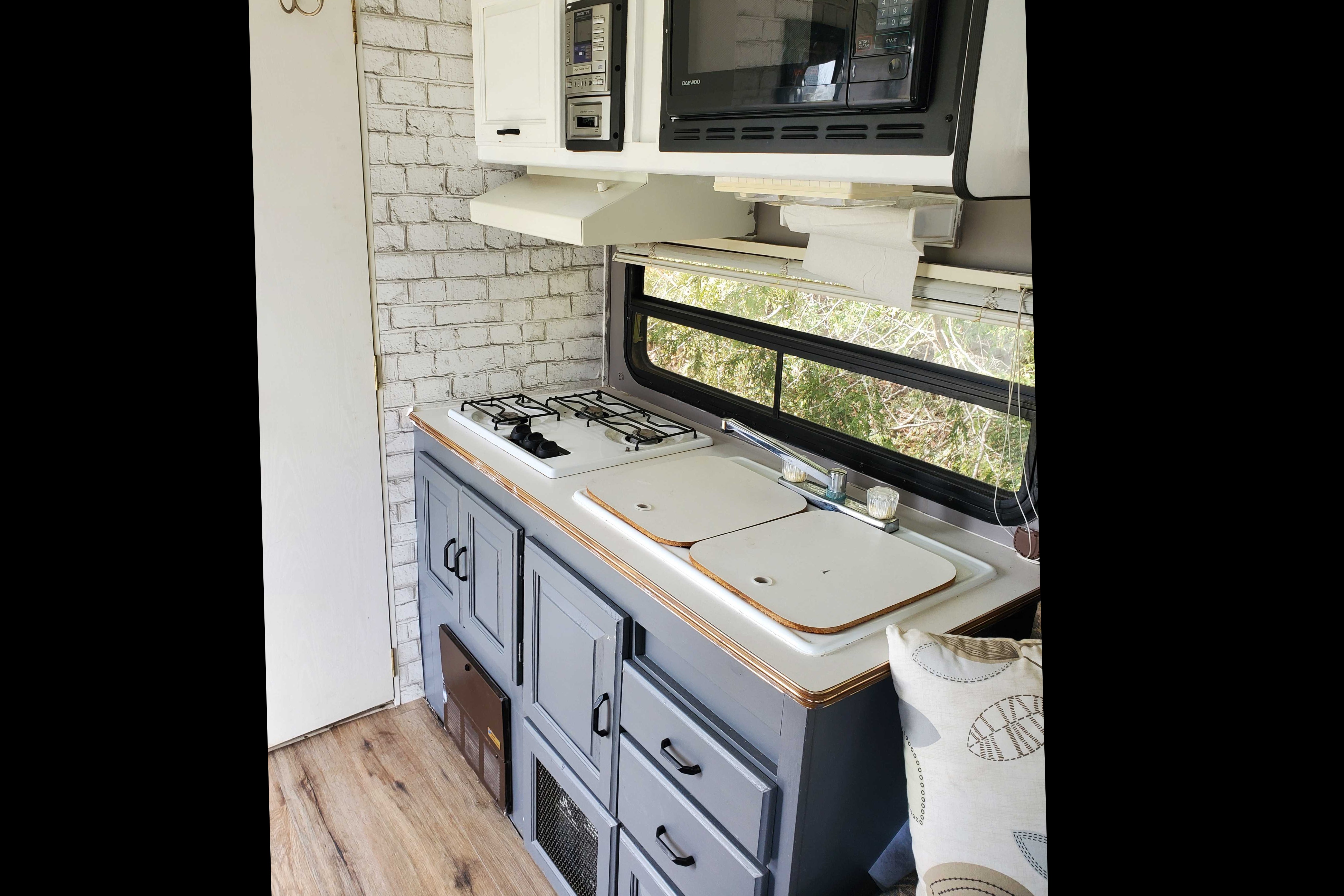 Kevin's Forest River Rockwood Ultra Lite Travel Trailer