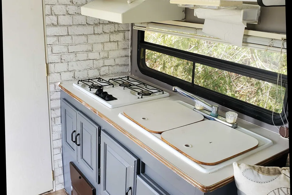 Kevin's Forest River Rockwood Ultra Lite Travel Trailer