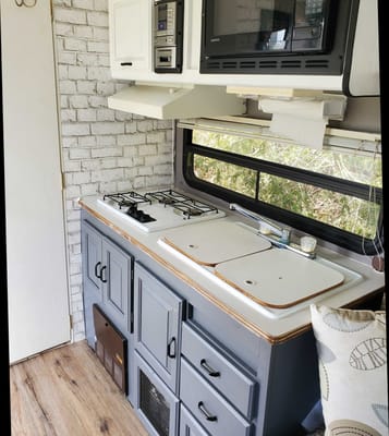 Kevin's Forest River Rockwood Ultra Lite Travel Trailer
