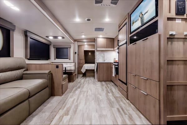 Mark's Grand design imagine 2800BH Family Friendly