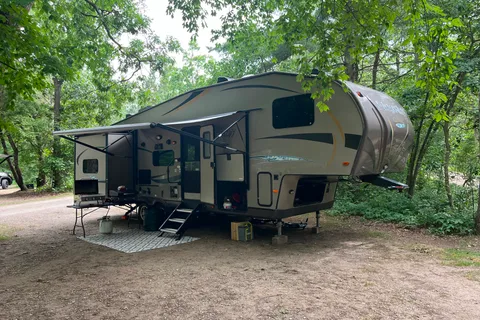 Marc's Flagstaff BHWS28 Fifth Wheel