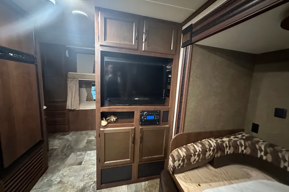 EM Jay flight 23 MBH Travel Trailer