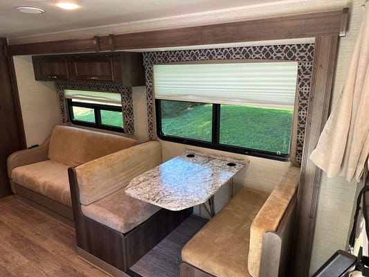 Jayco Redhawk 25r Class C