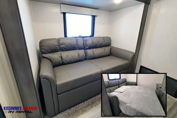 NEW 43' LUXURY 2 BEDROOM FIFTH WHEEL - SLEEPS 8
