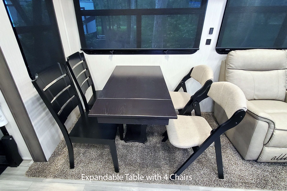 NEW 43' LUXURY 2 BEDROOM FIFTH WHEEL - SLEEPS 8