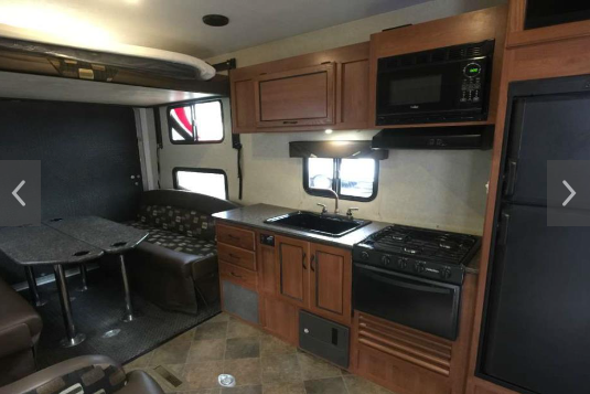 [18] Stress Free RVs - 2014  Toy Hauler - 2 Power Lift Beds
