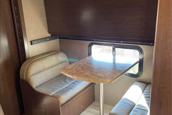 Macro classic coach