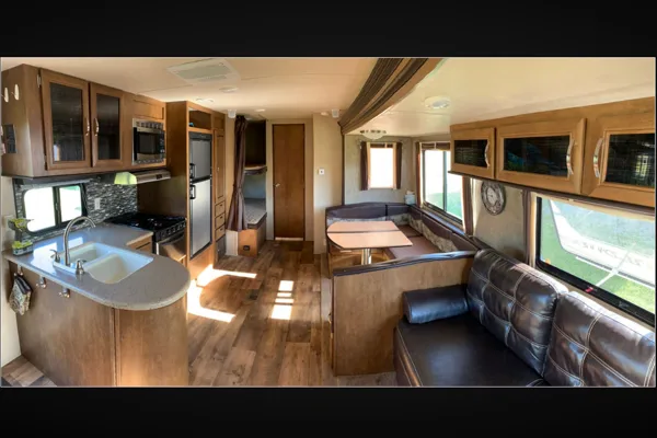 Eric's Forest River Wildwood Travel Trailer