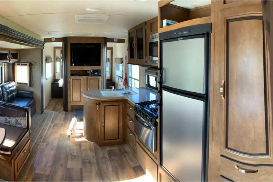 Eric's Forest River Wildwood Travel Trailer