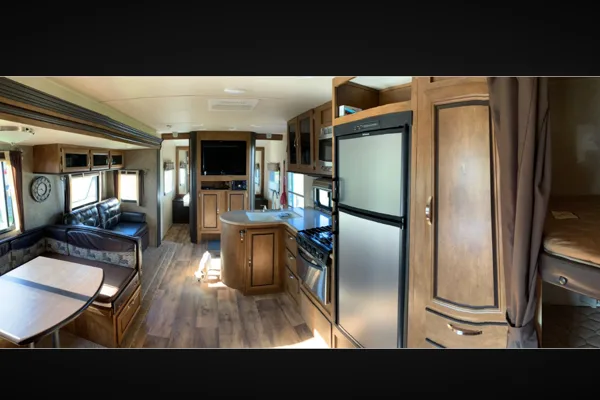 Eric's Forest River Wildwood Travel Trailer