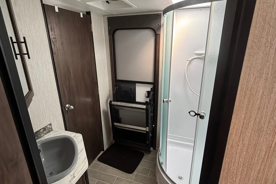 36FT Bunkhouse!