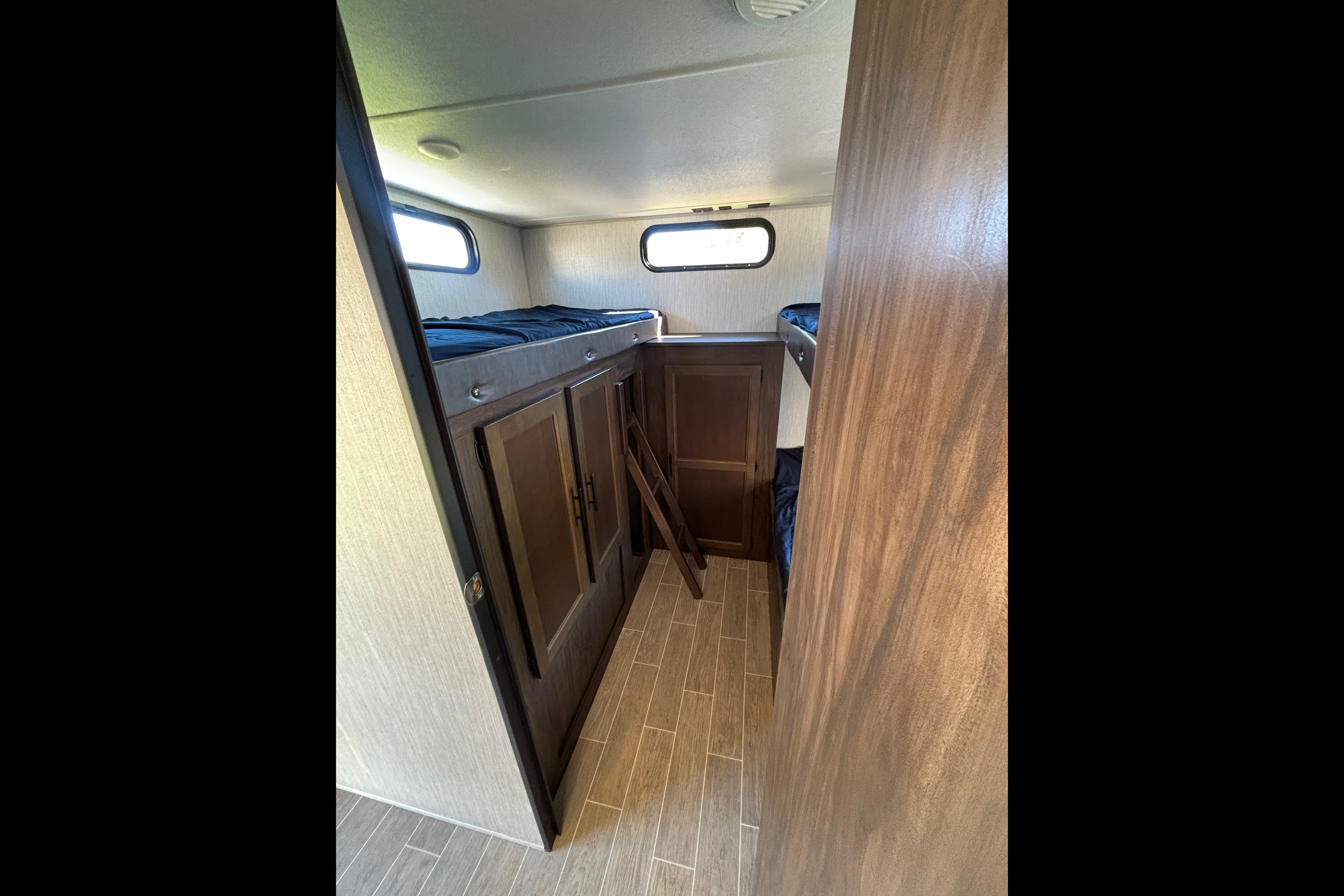 36FT Bunkhouse!