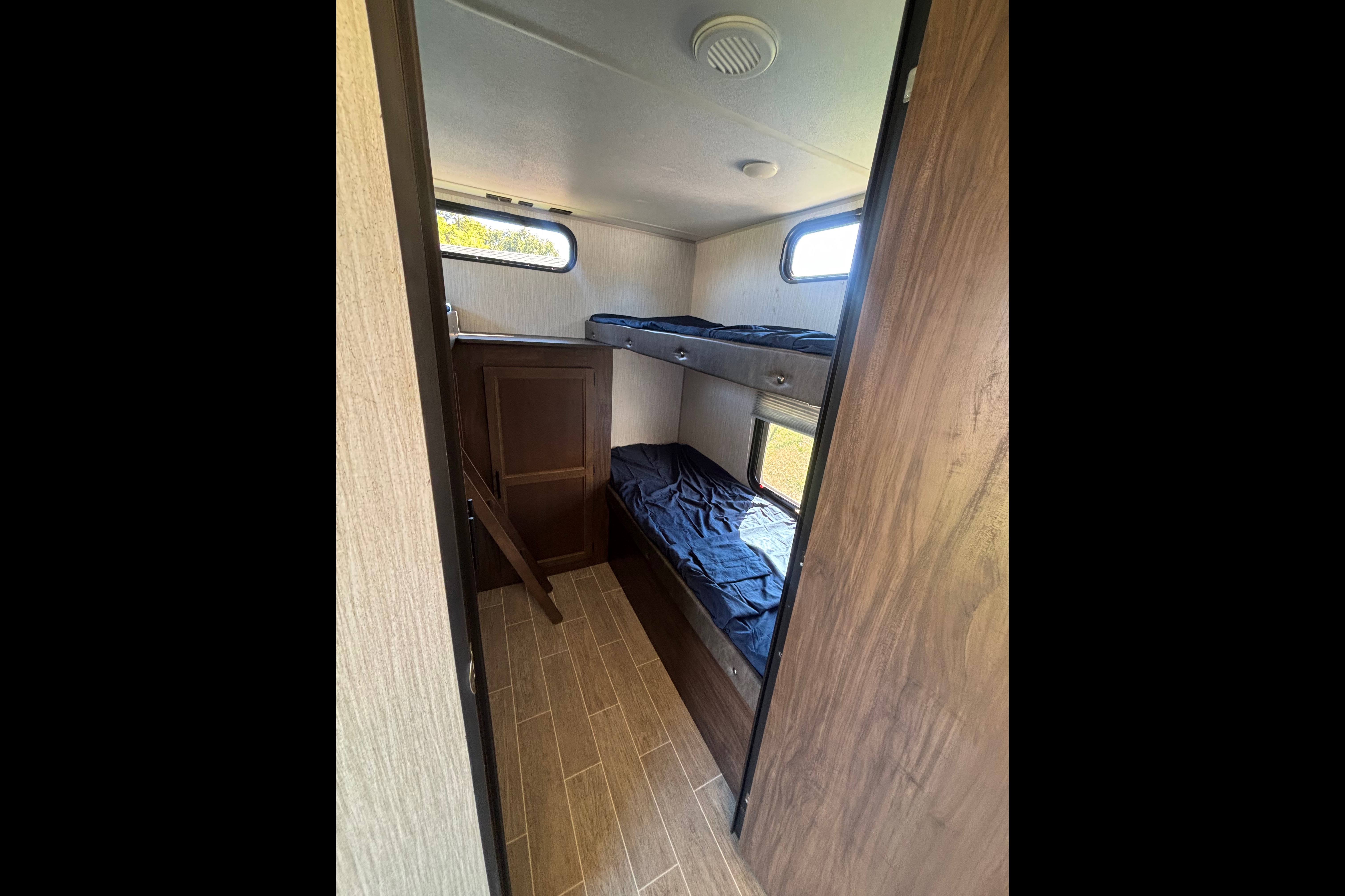 36FT Bunkhouse!