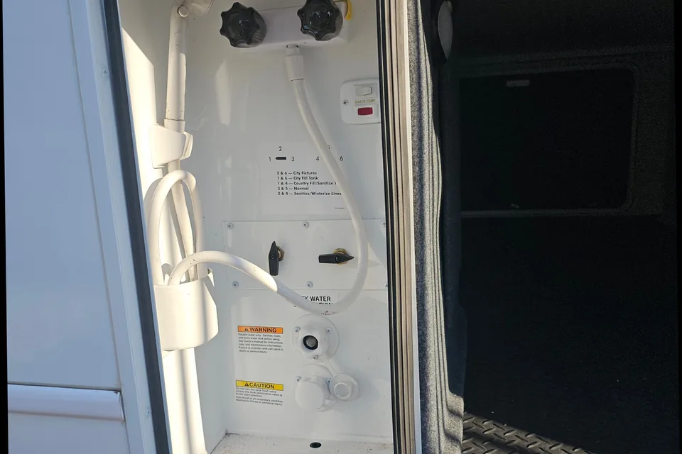 2024 Jayco Clamping Memory Maker