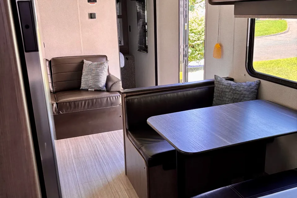 2021 Keystone Hideout 262BH Travel Trailer