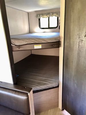 2021 Keystone Hideout 262BH Travel Trailer