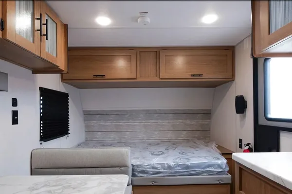 Nayman's Prime Time Avenger Travel Trailer